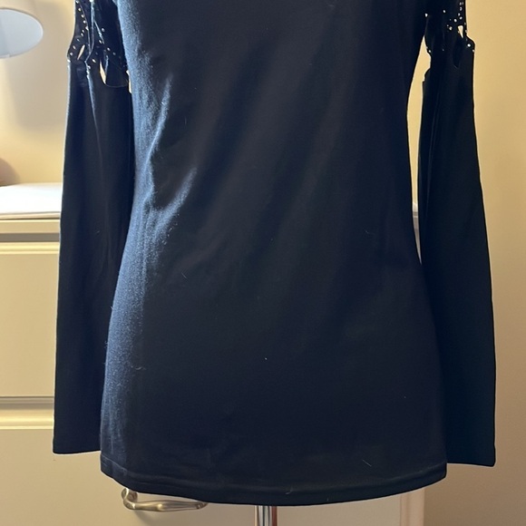 Black 3/4 length sleeve shirt with cut outs at the shoulders with crystals - Picture 3 of 10